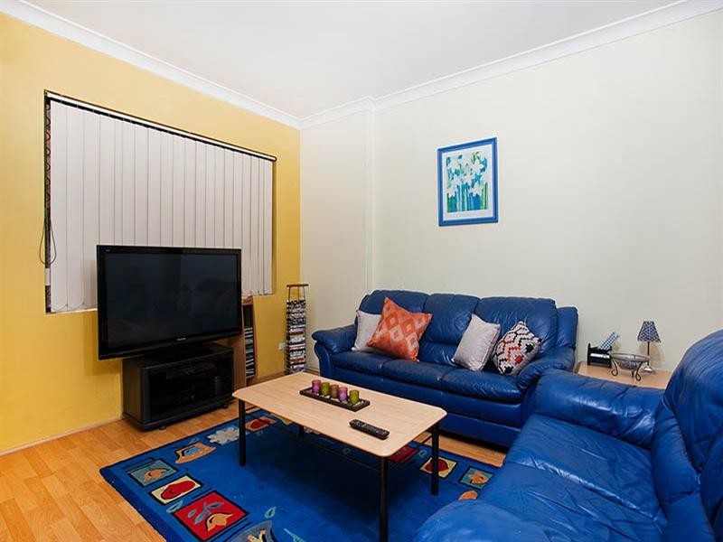 3/64-66 Hampton Court Road, Carlton NSW 2218