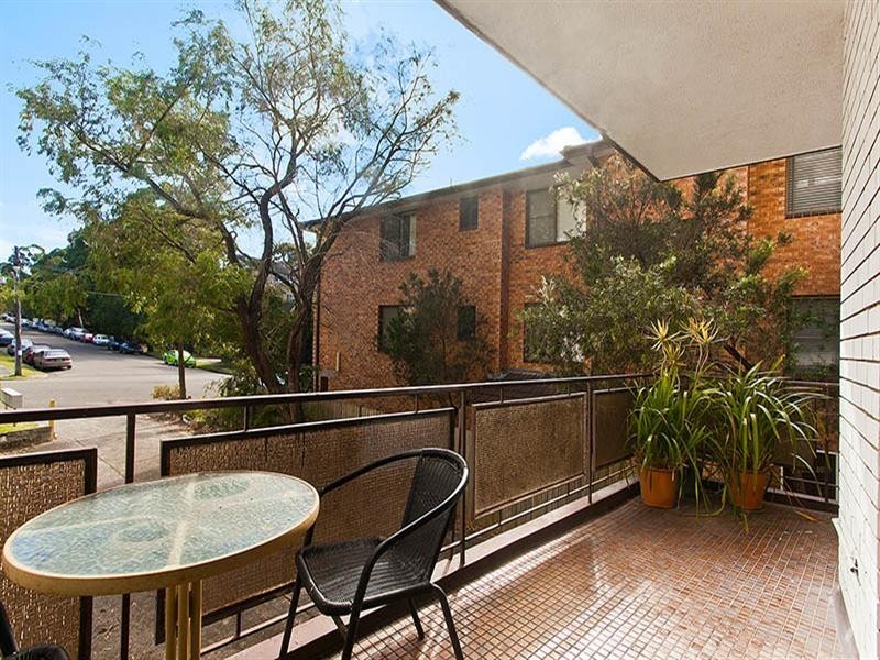 3/64-66 Hampton Court Road, Carlton NSW 2218