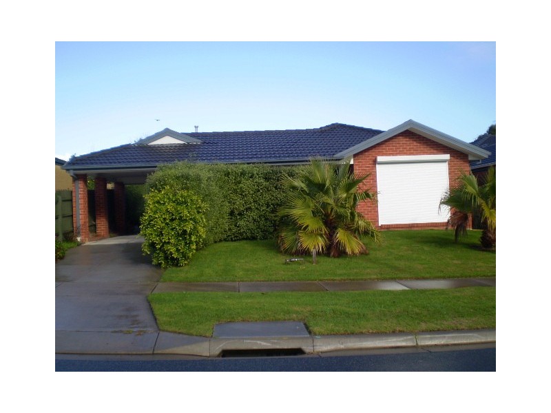 20 Overall Drive, Skye VIC 3977