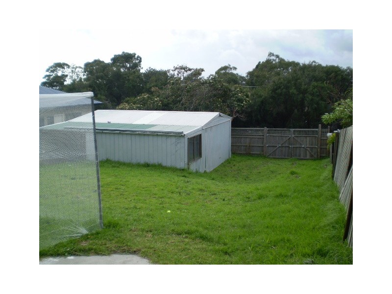 35 Kenilworth Avenue, Frankston VIC 3199