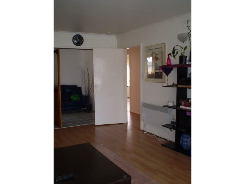 35 BOUVARDIA Crescent, Frankston North VIC 3200