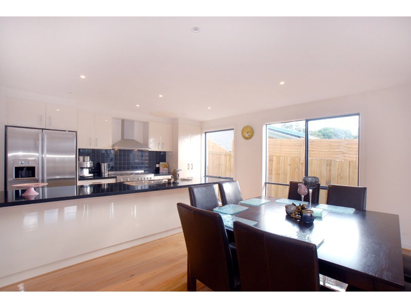 2/52a High Street, Frankston South VIC 3199