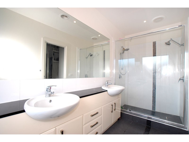 2/52a High Street, Frankston South VIC 3199