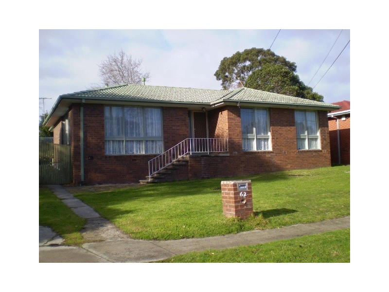 62 CARRAMAR Drive, Frankston VIC 3199