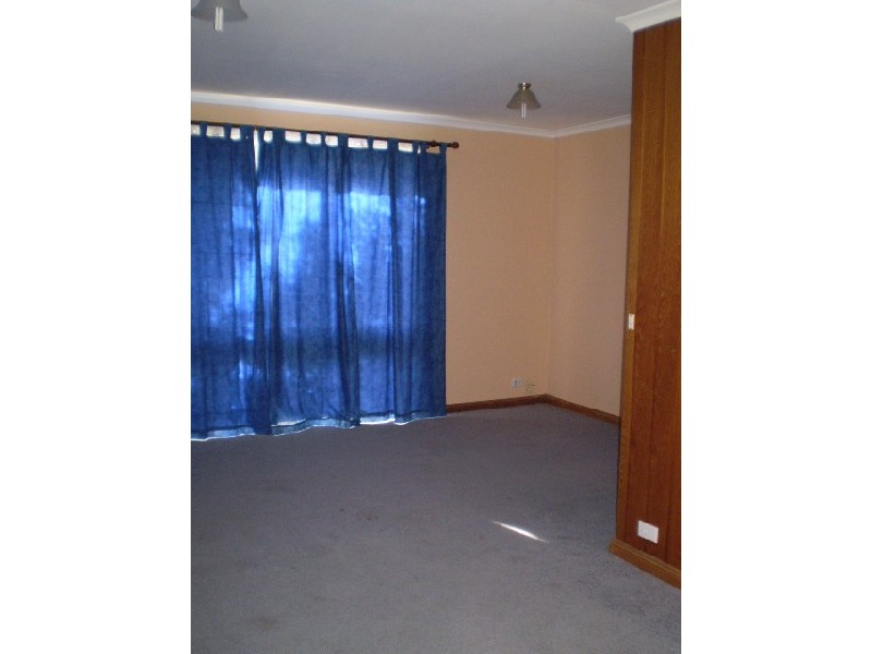 62 CARRAMAR Drive, Frankston VIC 3199