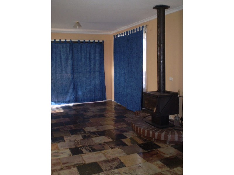 62 CARRAMAR Drive, Frankston VIC 3199