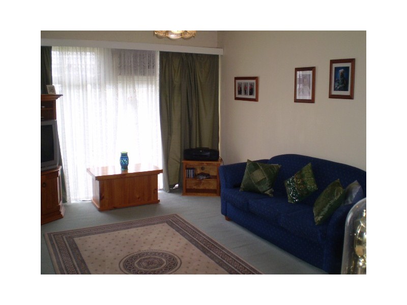 4 Neville Street, Seaford VIC 3198