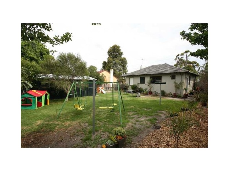 22 Forest Drive, Frankston VIC 3199