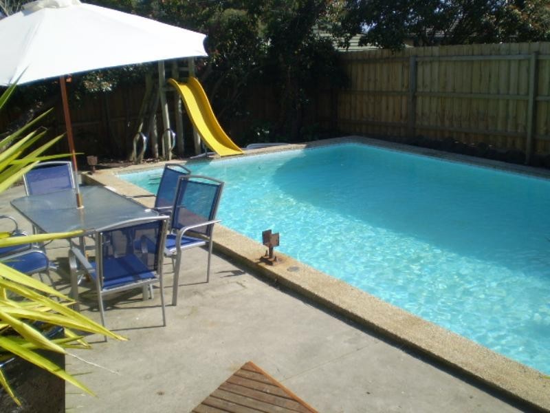 10 ACACIA Court, Frankston VIC 3199