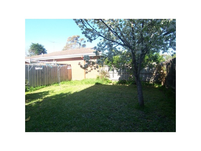 2/43 Dandenong Road East, Frankston VIC 3199