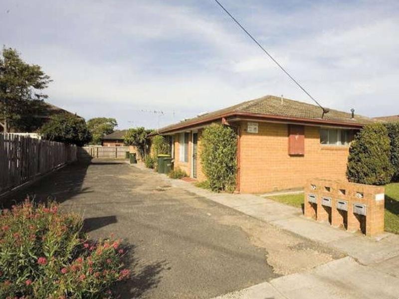 4/10 Carder Avenue, Seaford VIC 3198