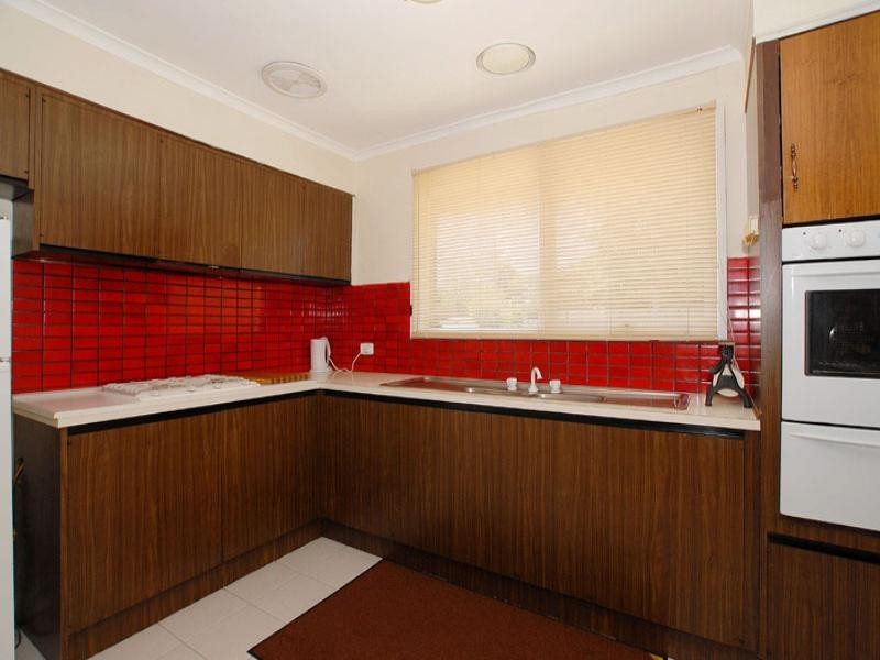 11 Blaxland Avenue, Frankston South VIC 3199