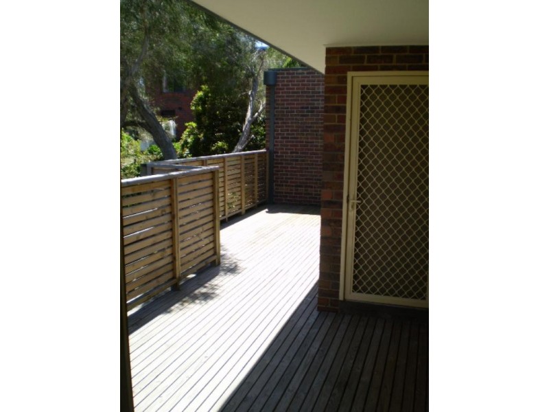 3/10-12 Marina Avenue, Frankston VIC 3199