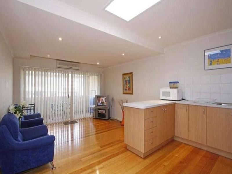 1/428 NEPEAN Highway, Frankston VIC 3199