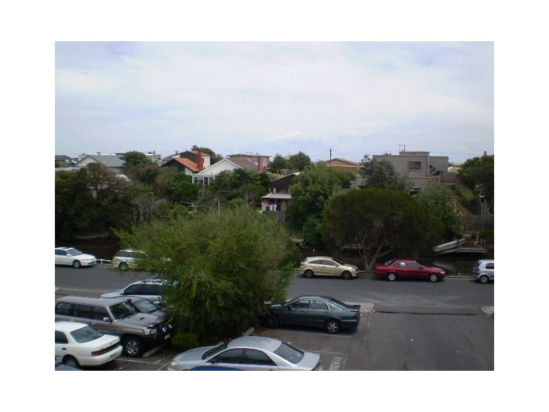 1/428 NEPEAN Highway, Frankston VIC 3199