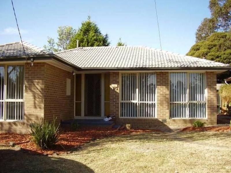 125 KARINGAL Drive, Frankston VIC 3199