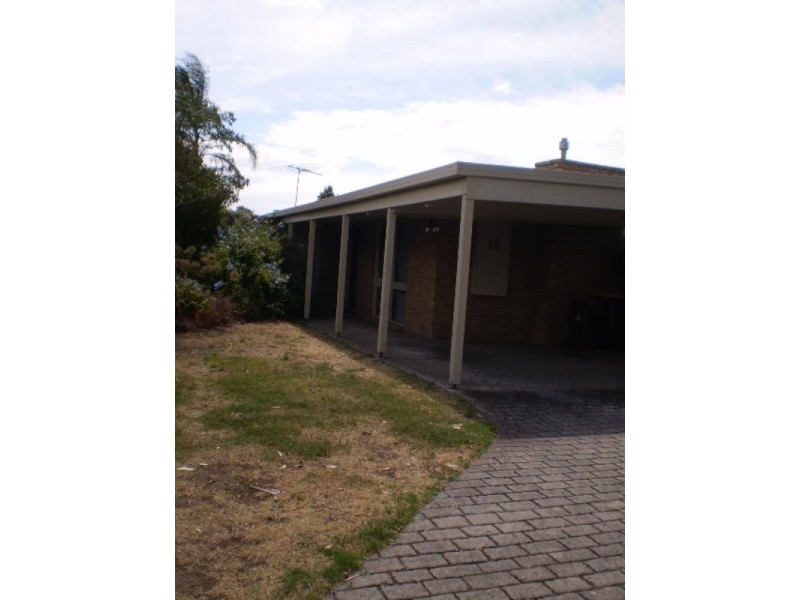 45 EMANUEL Drive, Seaford VIC 3198