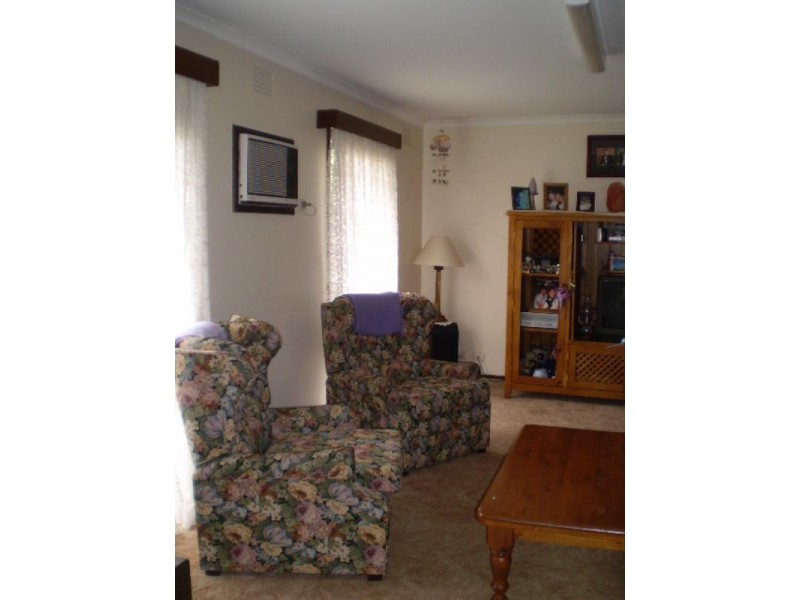 2/5 RESERVOIR Road, Frankston VIC 3199