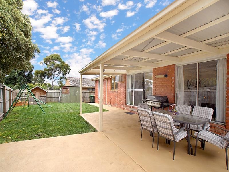 10 Oleosa Court, Frankston VIC 3199