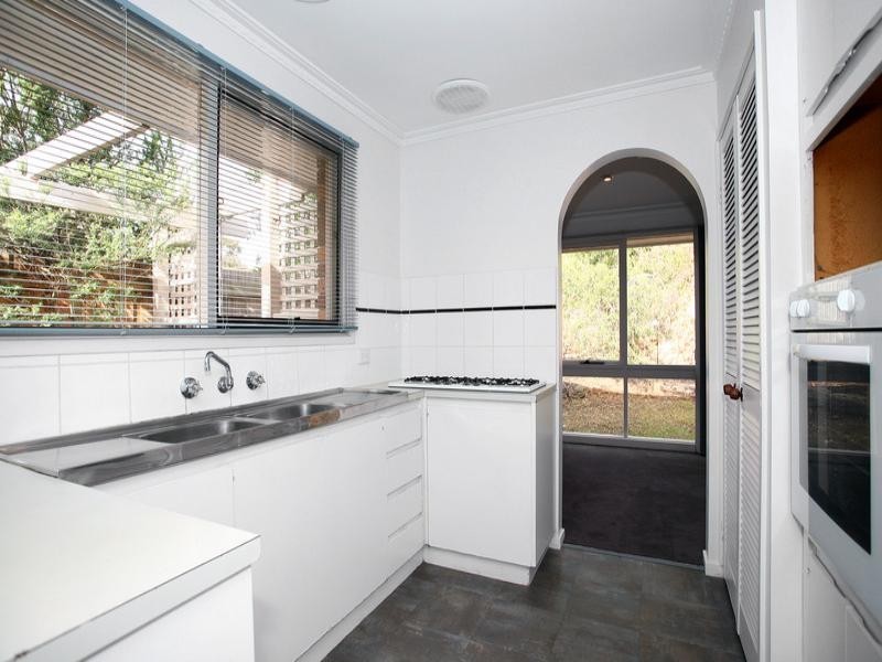 79 Robinsons Road, Frankston VIC 3199