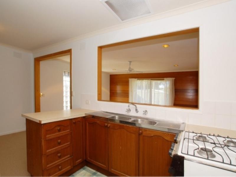 64 Dunsterville Crescent, Frankston VIC 3199