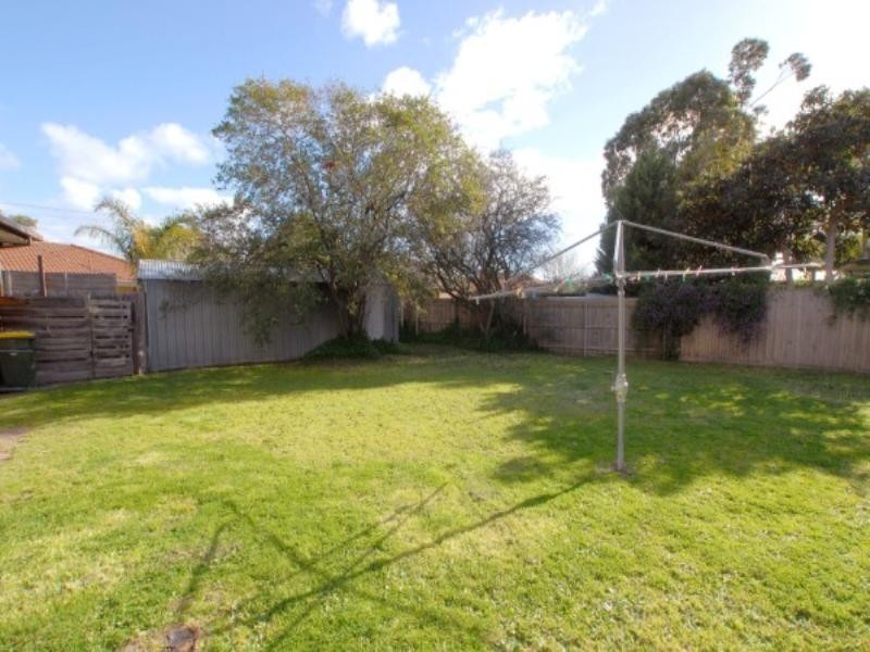 2 Cromer Court, Frankston VIC 3199