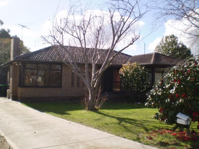 2 Cromer Court, Frankston VIC 3199