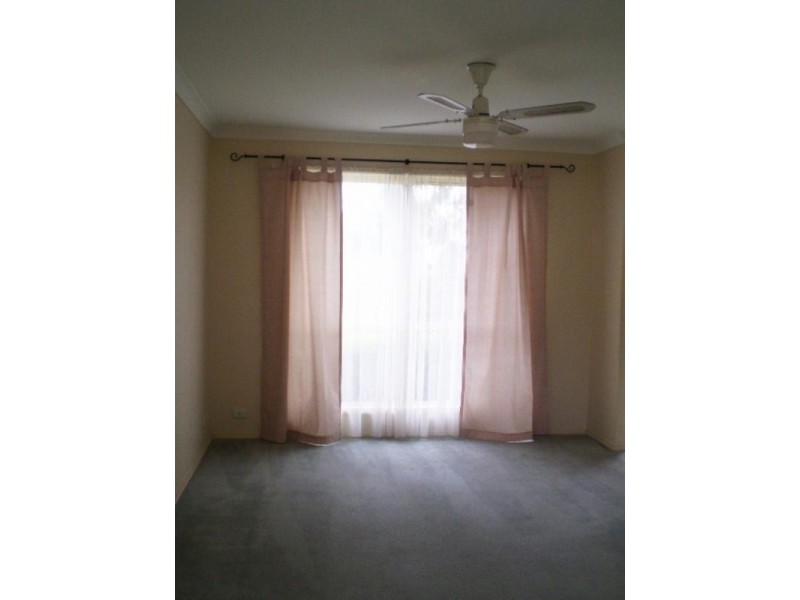 1/12 SCREEN Street, Frankston VIC 3199