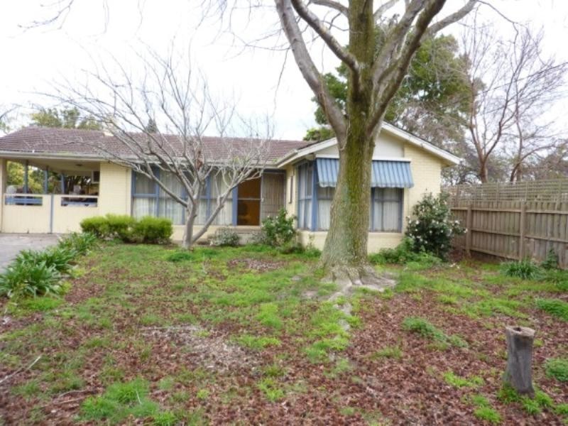 6 Bogong Court, Frankston VIC 3199