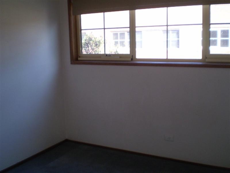 1/281 NEPEAN Highway, Seaford VIC 3198