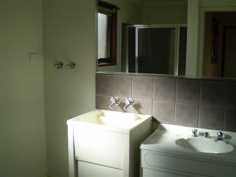 1/281 NEPEAN Highway, Seaford VIC 3198