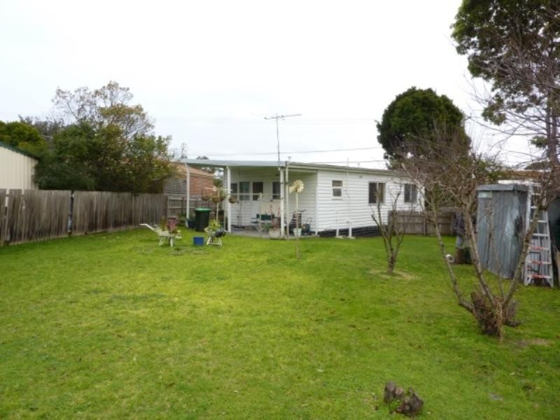 2 Kareela Road, Frankston VIC 3199