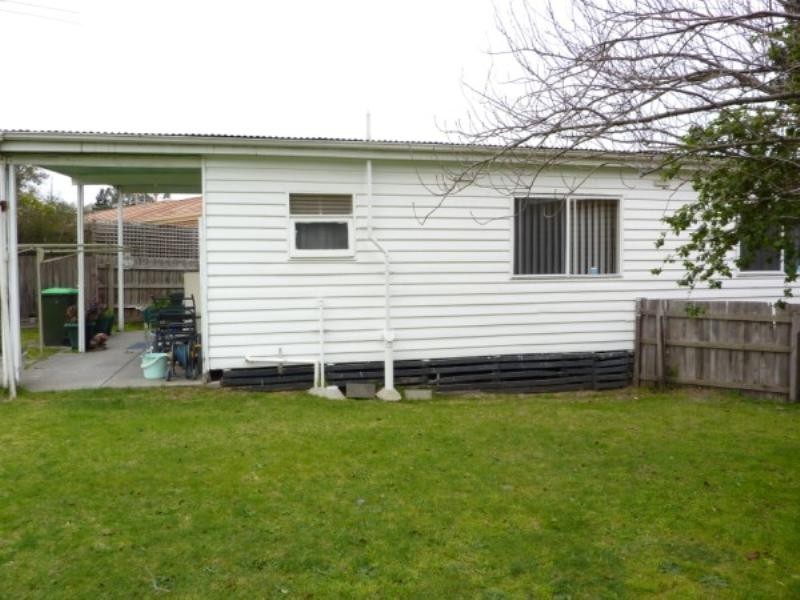 2 Kareela Road, Frankston VIC 3199