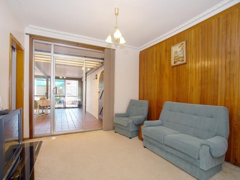 21 Mountain Crescent, Mulgrave VIC 3170