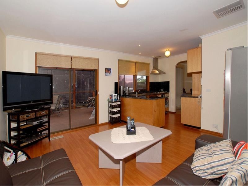 26 BALLYMORE Court, Frankston VIC 3199