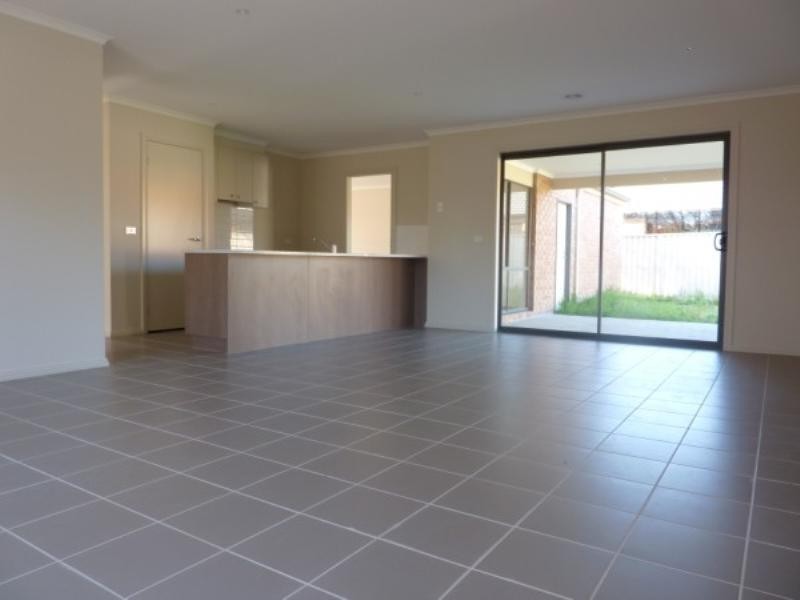 12 Black Wallaby Drive, Langwarrin VIC 3910