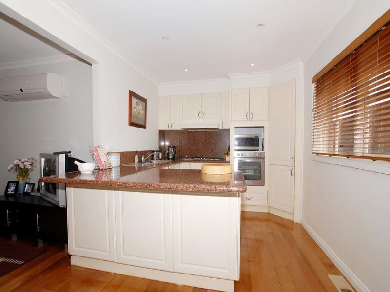 7 CATALINA Court, Frankston VIC 3199