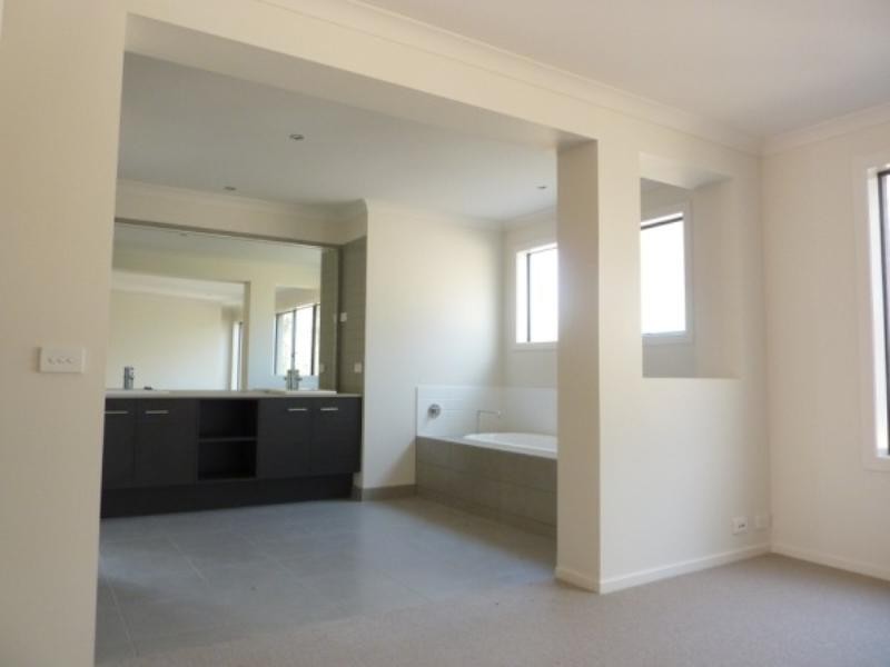 1 Springhill Road, Langwarrin VIC 3910