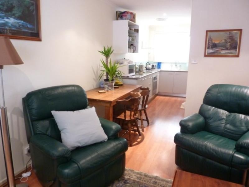 6/27 McMahons Road, Frankston VIC 3199