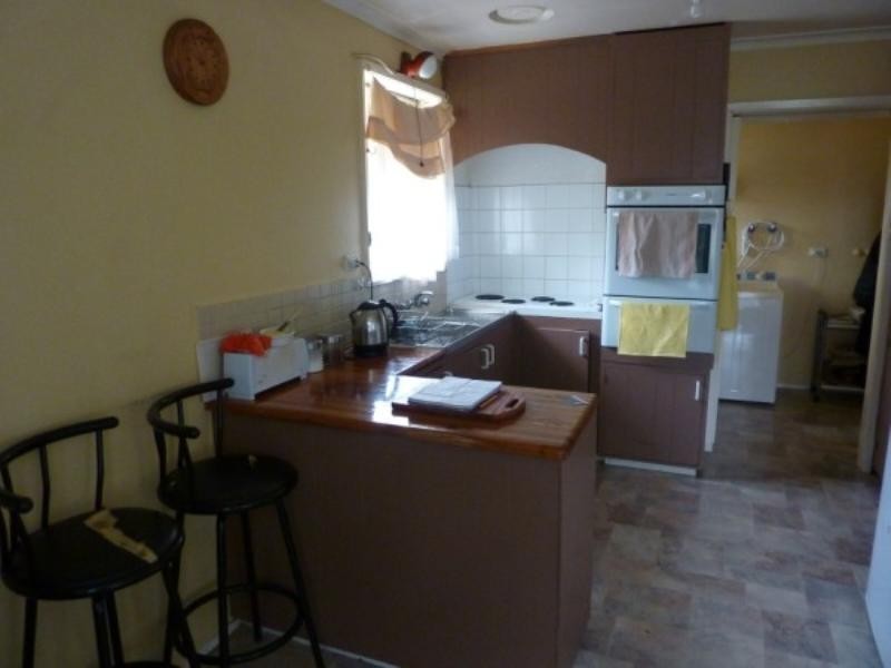 2 Excelsior Drive, Frankston North VIC 3200