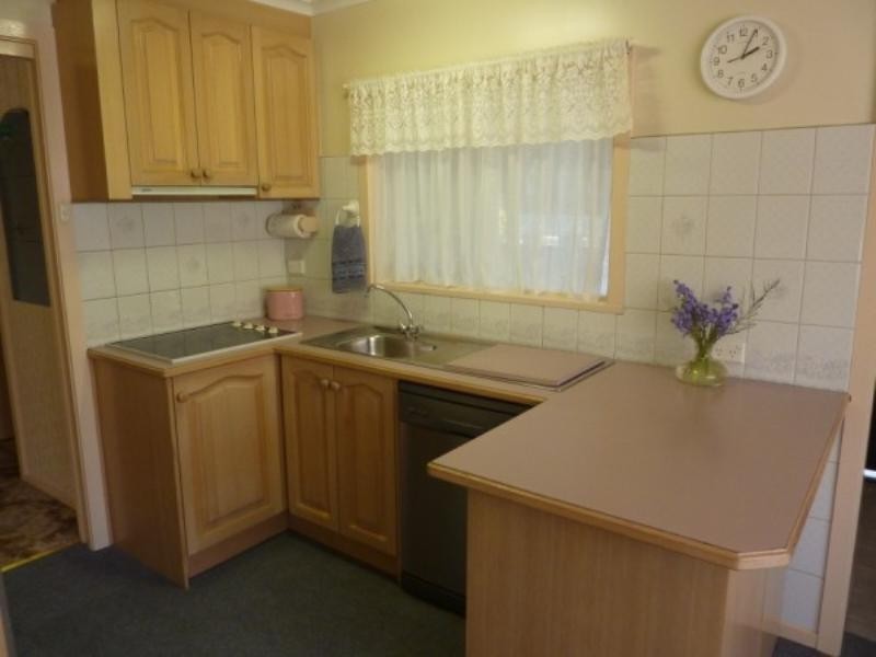 12 Mountain Crescent, Mulgrave VIC 3170