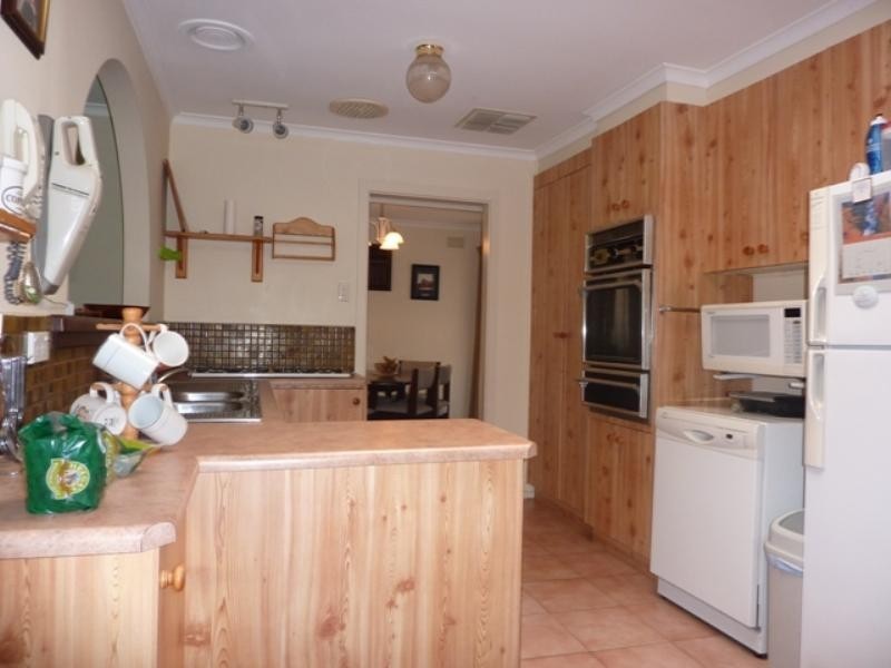 149 Haverbrack Drive, Mulgrave VIC 3170