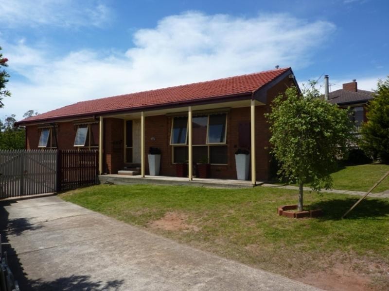 79 Warrawee Circuit, Frankston VIC 3199