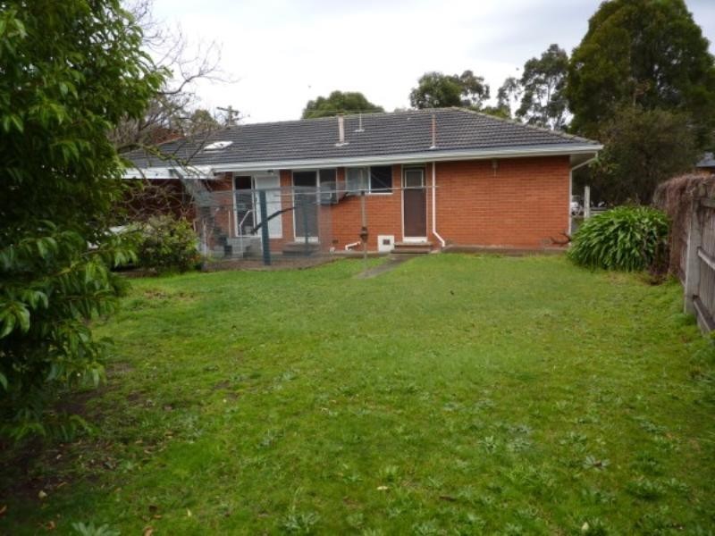 2 Tennyson Court, Mulgrave VIC 3170