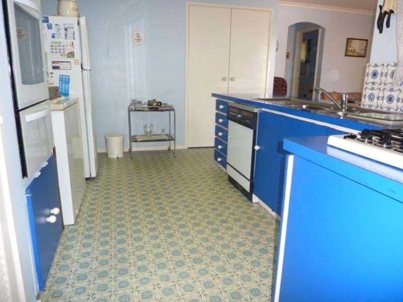 18 Browns Road, Noble Park North VIC 3174