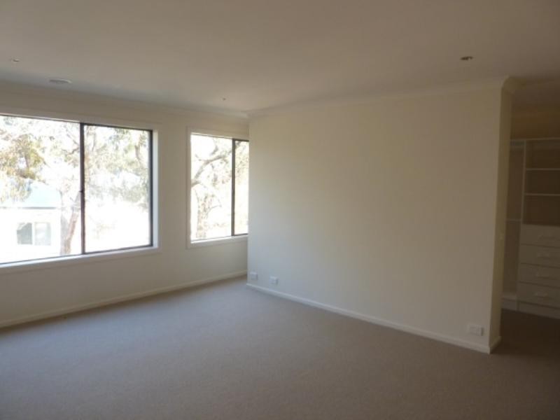 1 SPRINGHILL Road, Langwarrin VIC 3910