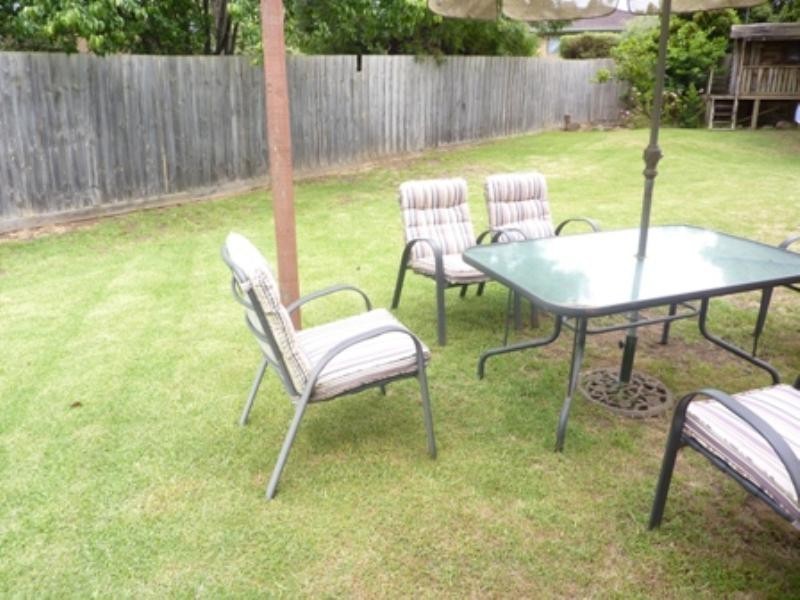 5 Carter Court, Frankston VIC 3199