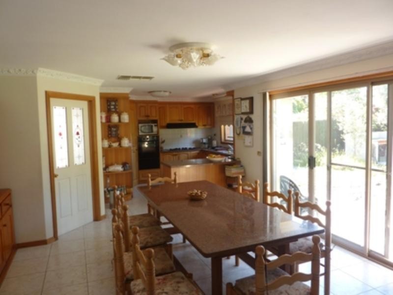 27 Highland Drive, Frankston South VIC 3199