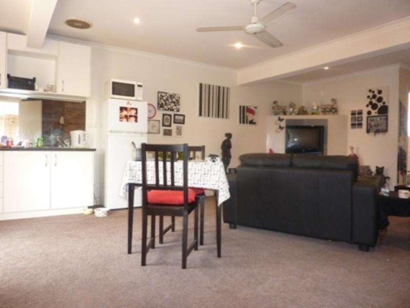 116 Willow Road, Frankston VIC 3199