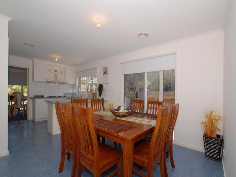 9 Kilburn Crescent, Frankston VIC 3199